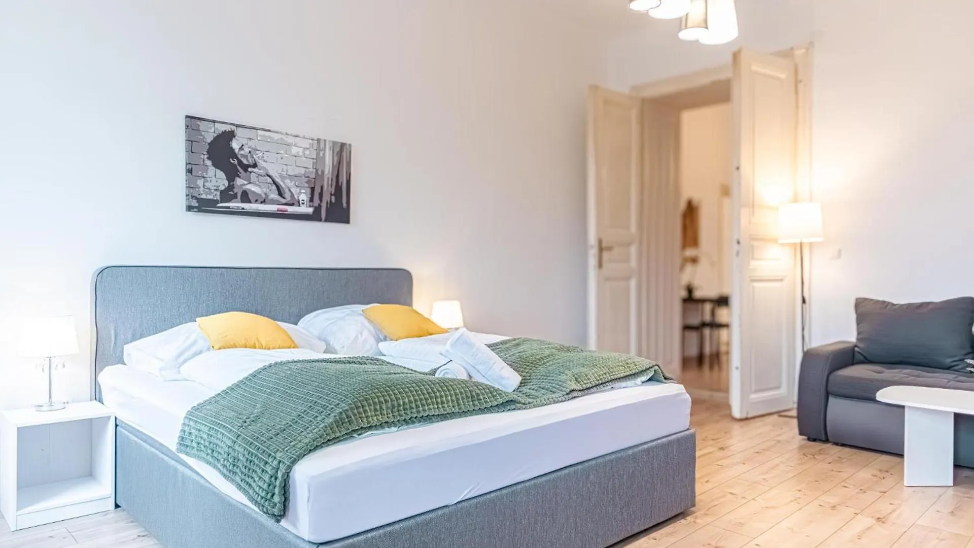 Attractive 2Br Apt Near Akh Ideal For Longstays Vienna Apartment