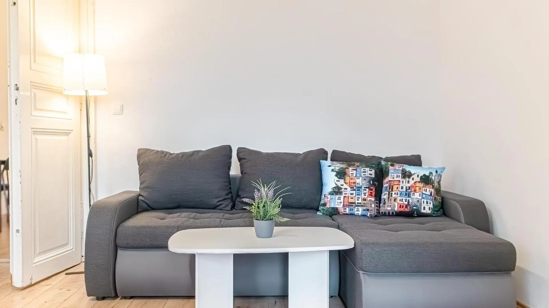 Apartment Attractive 2Br Apt Near Akh Ideal For Longstays Vienna Austria